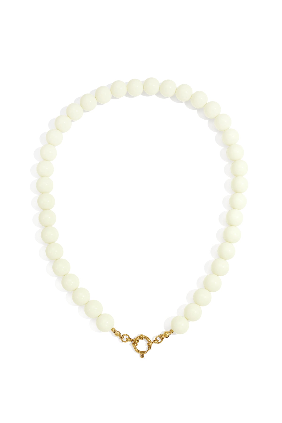 Necklace with beads and front closure